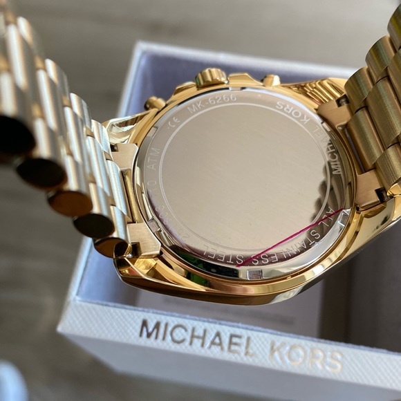 Michael Kors Gold Watch - Picture 3 of 6